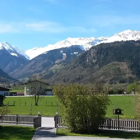 Guest house Stubachblick 3*